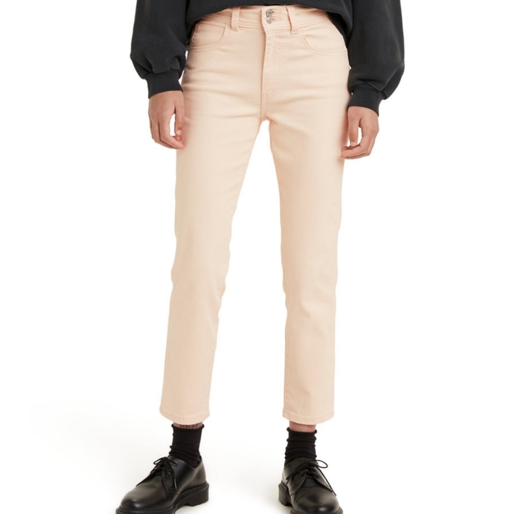 Sale! Levi's high rise crop jeans